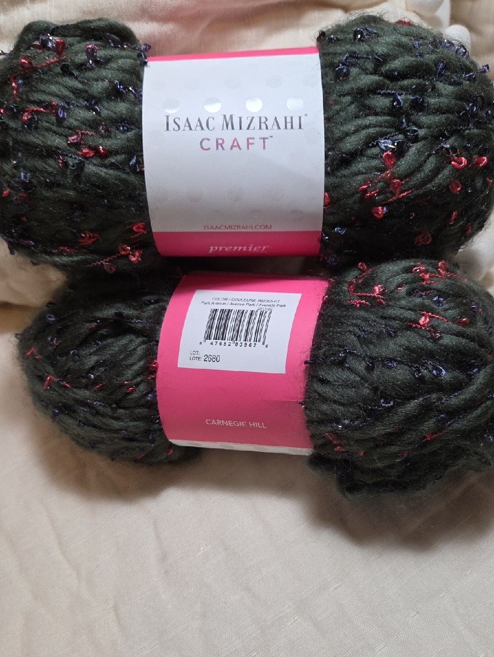 YARN - NWOT